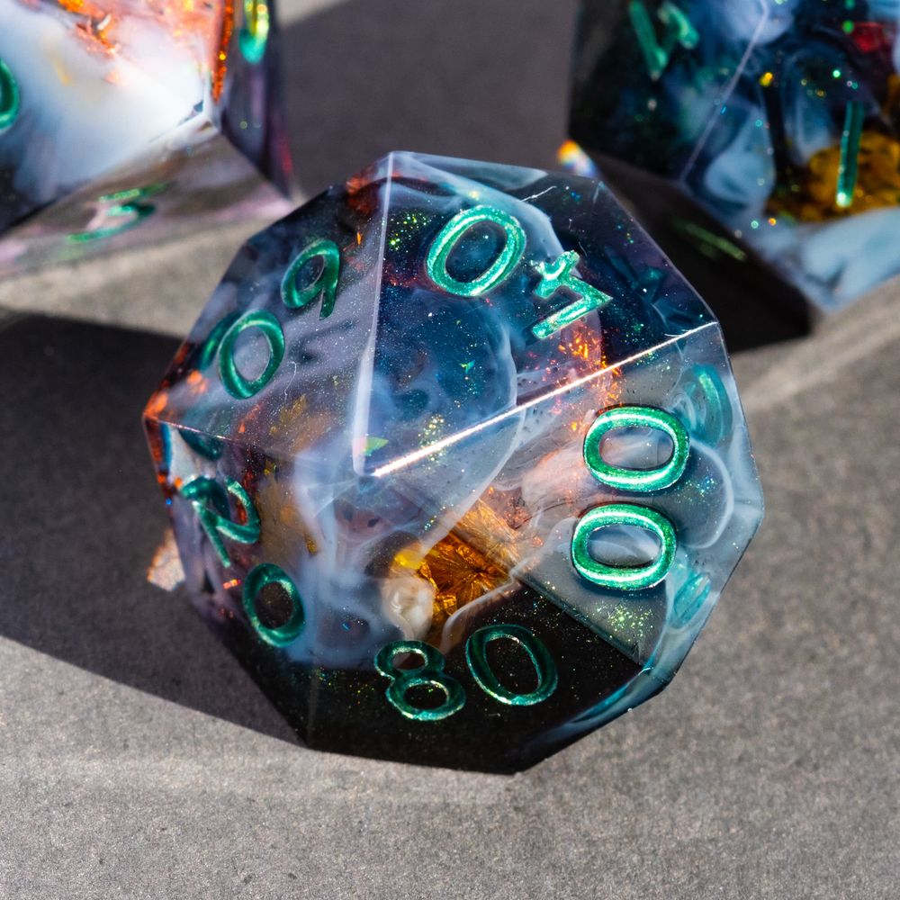 A D100 with bronze foil and white and dark green swirls
