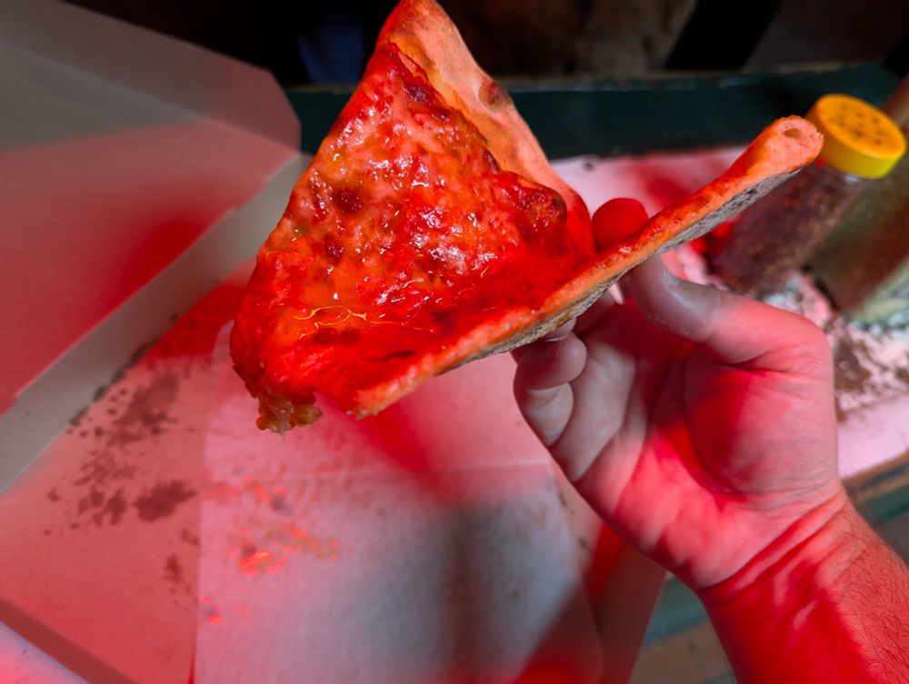 Cheese pizza slice at Patsy's in Harlem