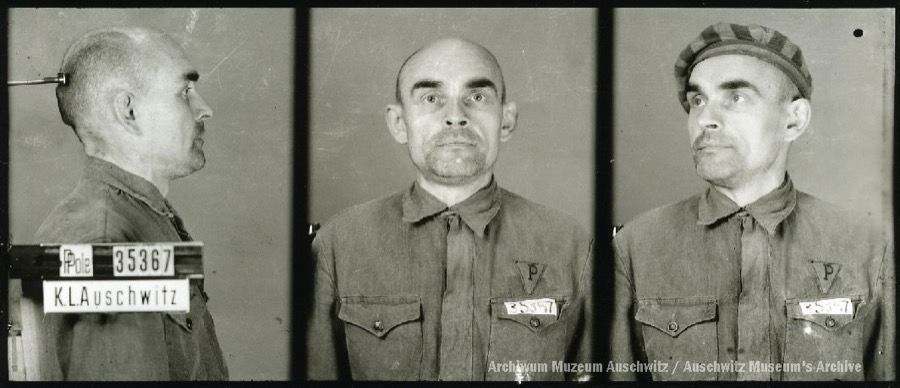 A mugshot registration photograph from Auschwitz. A man with a shaved head wearing a striped uniform photographed in three positions (profile and front with bare head and a photo with a slightly turned head with a hat on). The prisoner number is visible on a marking board on the left.