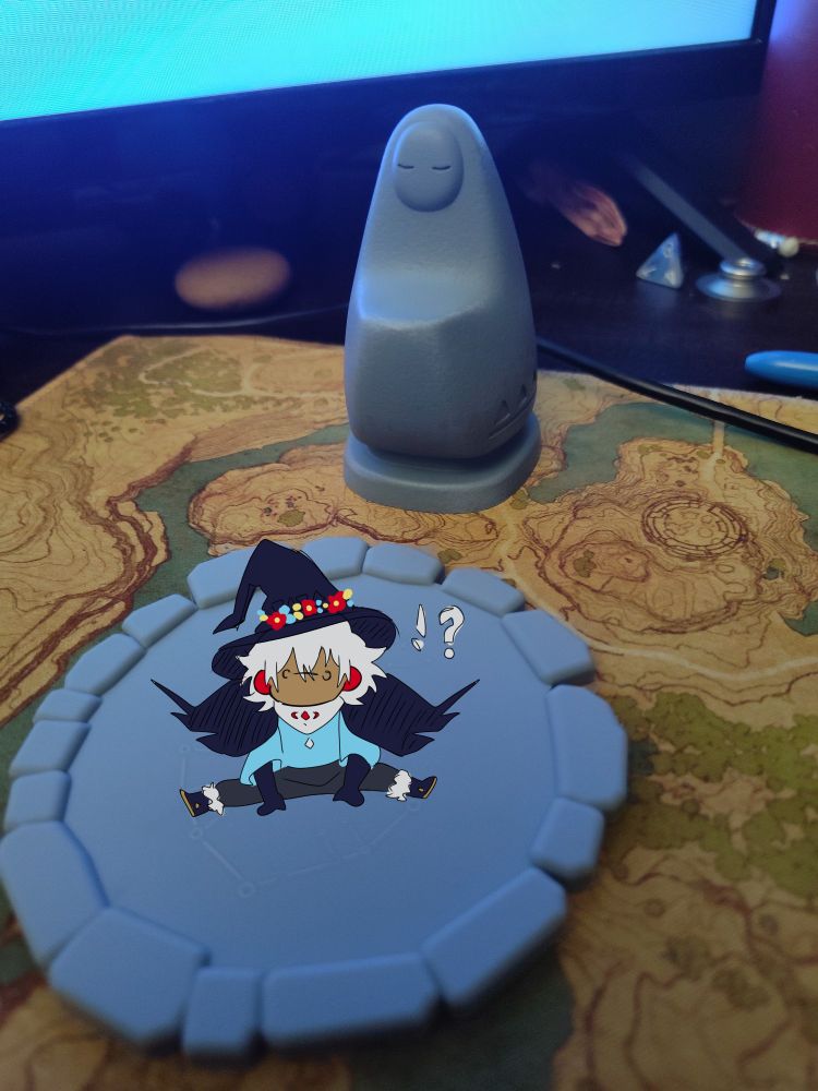 skyCOTL kid looking shock to appear on someones desk instead of regular sky home
