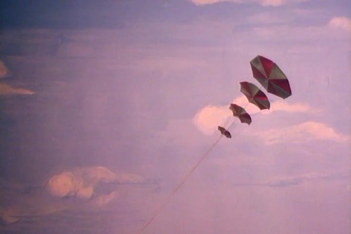 Frame #4585 from E69 High as a Kite
