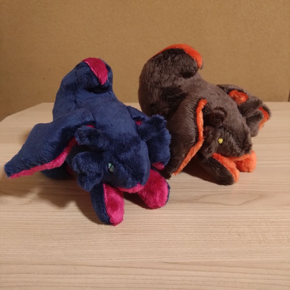ドラゴンのぬいぐるみ