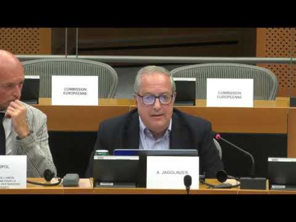 Prof Jagolinzer on how democratic backsliding happens in aggrieved communities