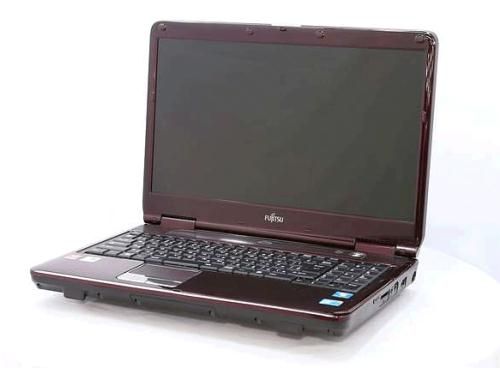 Windows10のサポートが終わるからと言って、そこで何十万も出して新品パソコン買いたくないですよね。
せめて、中古の第8世代以降（できれば、第11世代以降がお勧め）で済ませたいものです。

まあ、LinuxはCUI（要は、DOSみたいな感じのもの）操作は確かに必須なので、そこらへんが我慢できるかどうかで、Ubuntuも含むLinuxの利用可否が決まるでしょう。
あと、「ゆっくりムービーメーカー4」のように「Windows版以外（Mac版、Linux版）を制作する予定がない事を公言している」ソフトの存在がいくつかあるのが、Windows10からの移行の壁でしょうか。