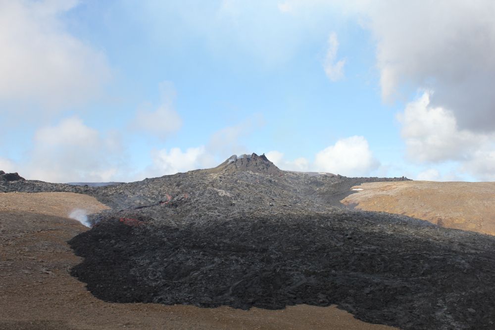 A recently extinct volcanic vent from the Fagradalsfjall fissure eruption, southwest Iceland, April 2021