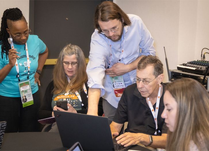 Teachers in the STEMcoding data science session