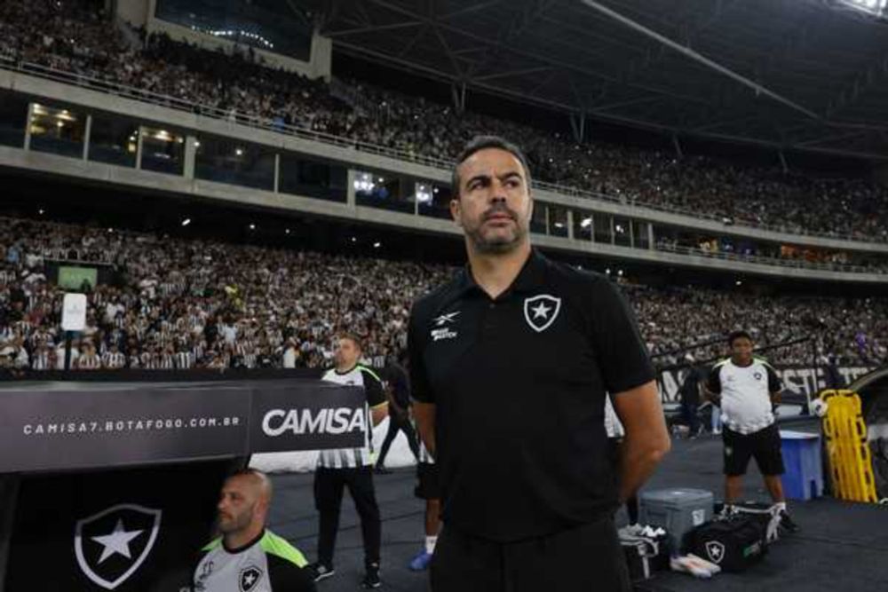 Botafogo assume estratégia de não falar sobre Palmeiras na busca pelo Brasileiro