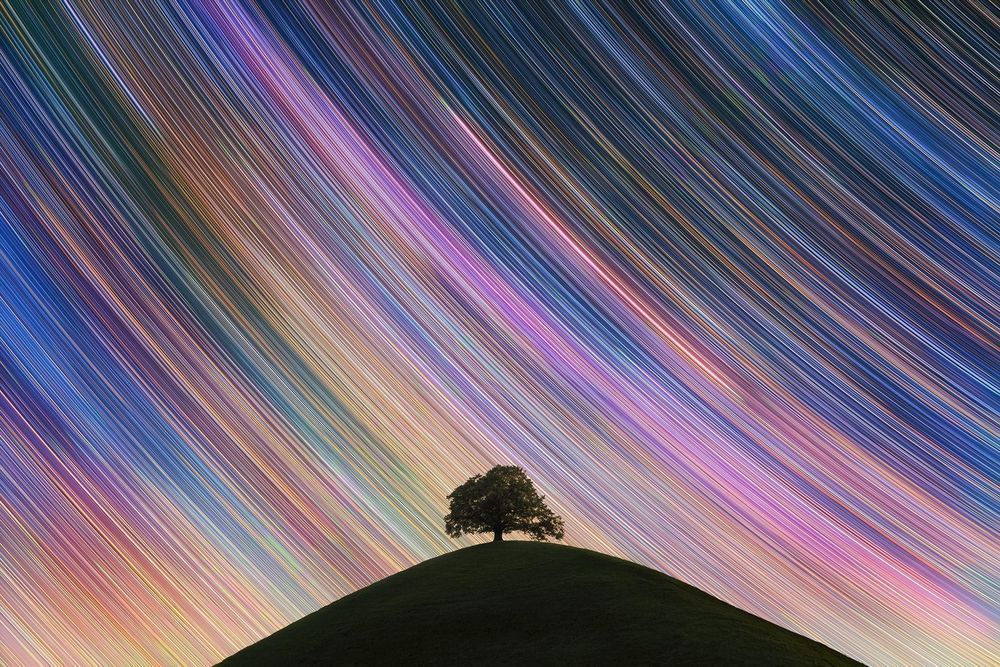 Rainbow stars rain