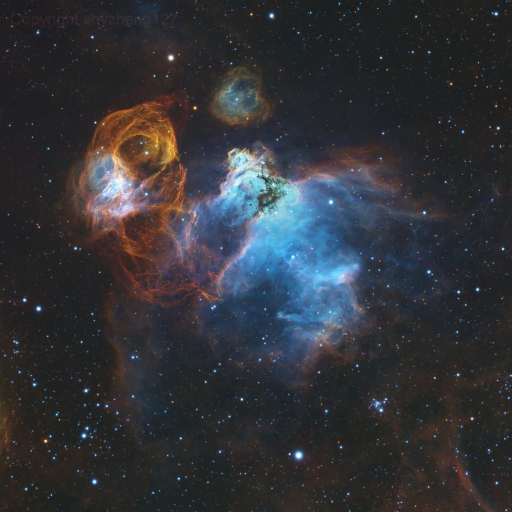 NGC 2035 — Emission Nebula in the Large Magellanic Cloud