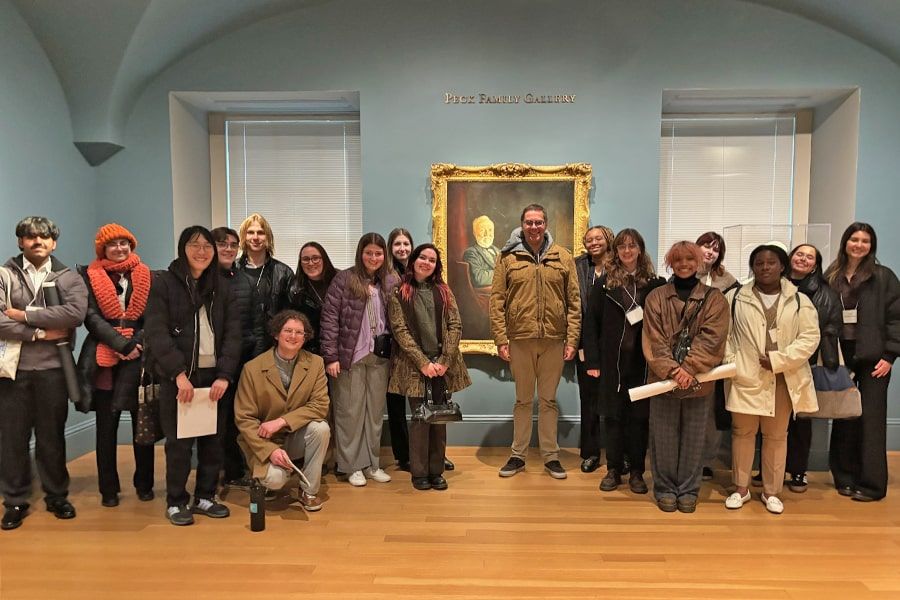 Image of the group of students on the Humanities Trek