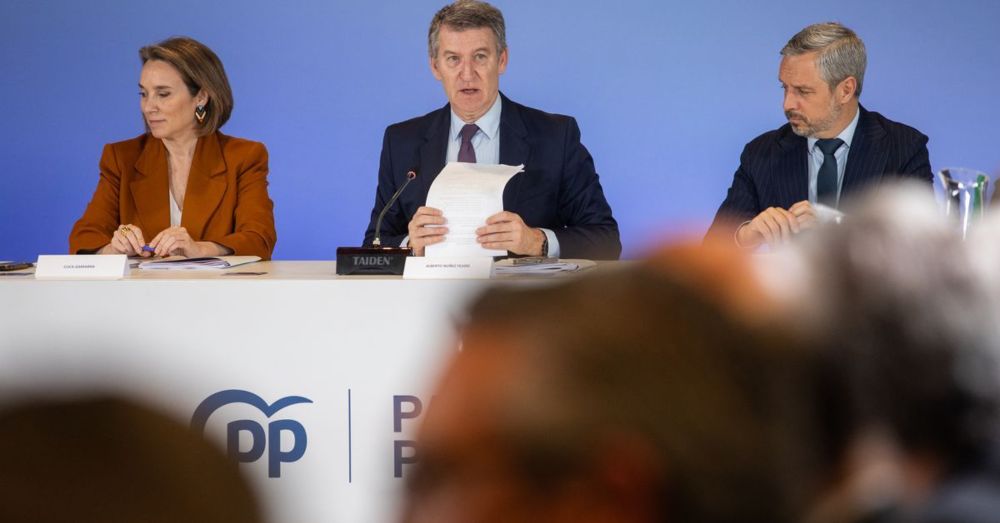 Feijóo se 'esconde' tras la imputación de Montoro mientras sus colaboradores minimizan la causa