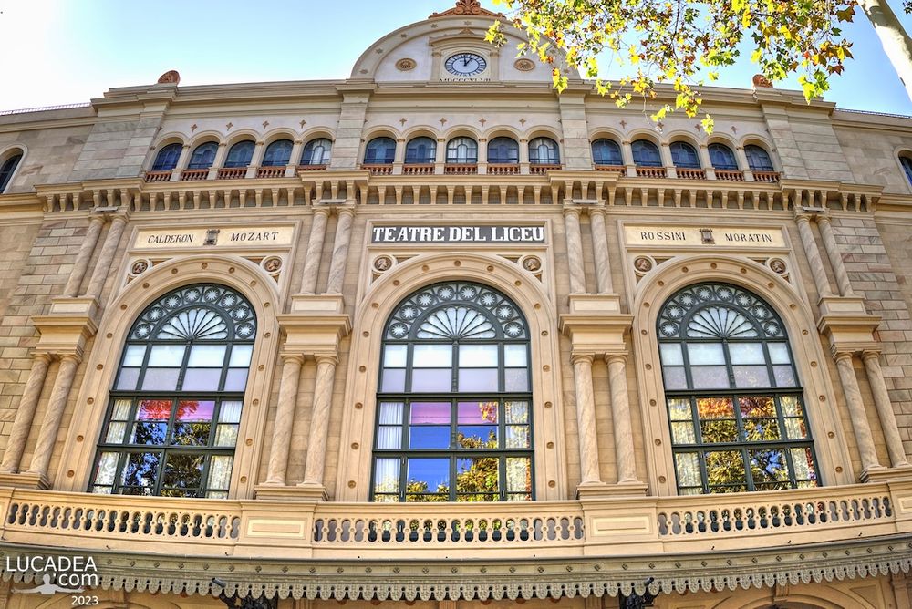 Lucadea.com &#x2d; Il Teatro del Liceu sulla Rambla di Barcellona