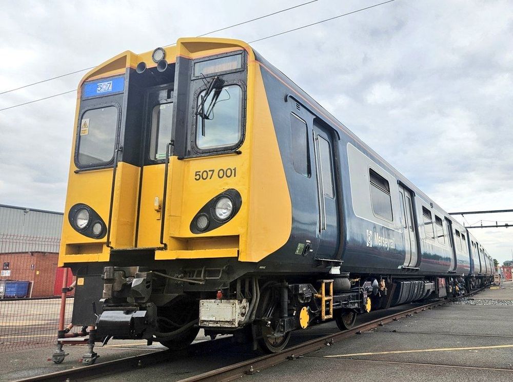 View of 507001 showing newly cleaned underframe equipment and new sticker in secondman’s destination display with C507PS logo.