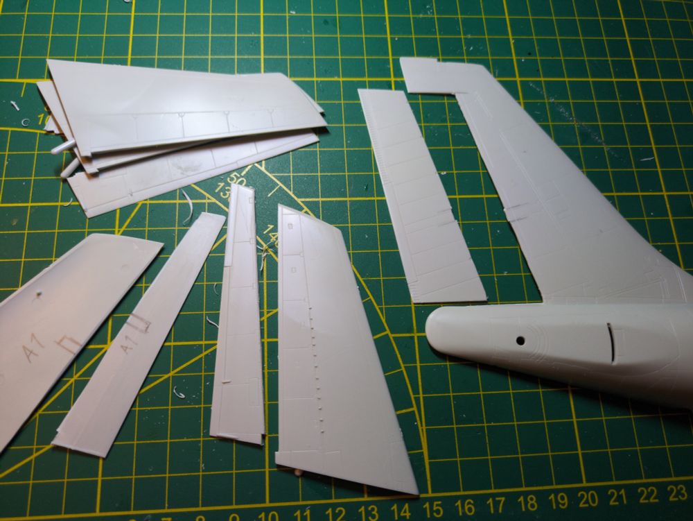 Tail surfaces in 1/72 of the KC-135A tanker aircraft.