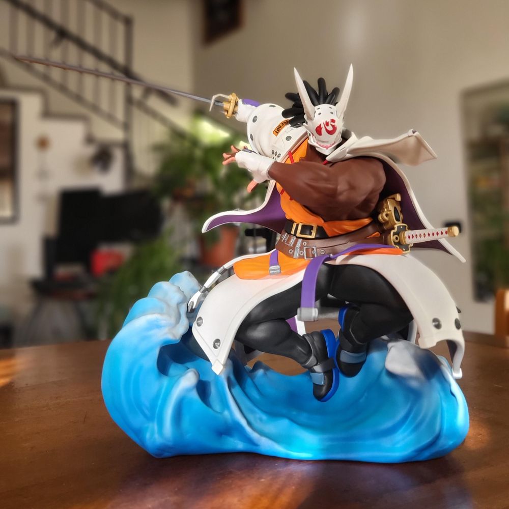 The same figure, but this time painted.