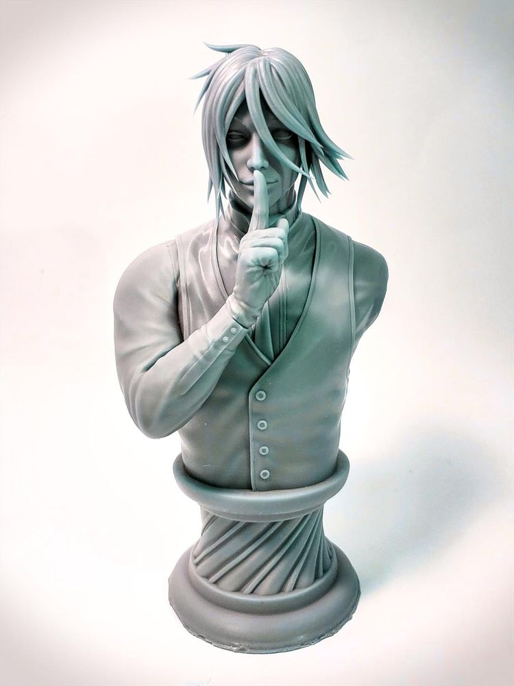 A test-print of the bust, clothed version.