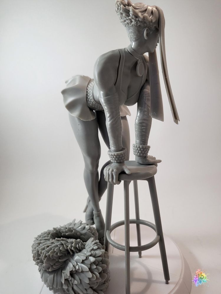 The same printed figure from another angle