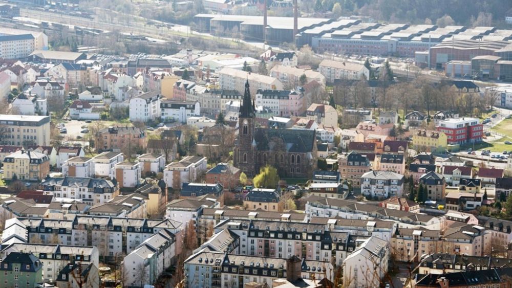 Ältestenrat und Freitaler OB bestätigen AfD-Redner zum Holocaust-Gedenktag | MDR.DE