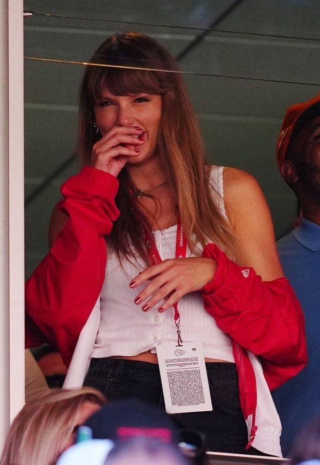 Taylor Swift at Chiefs game last year.