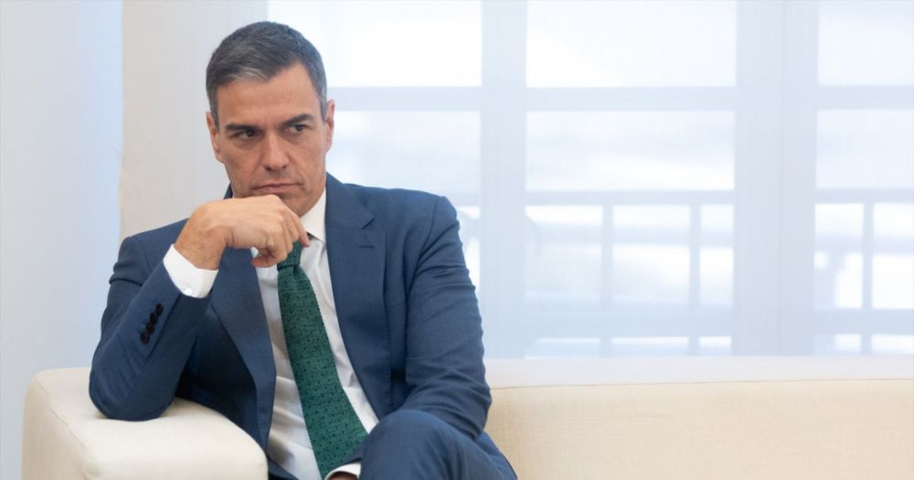 El intervencionismo de Sánchez llega al porno: un "carnet digital" para controlar el consumo