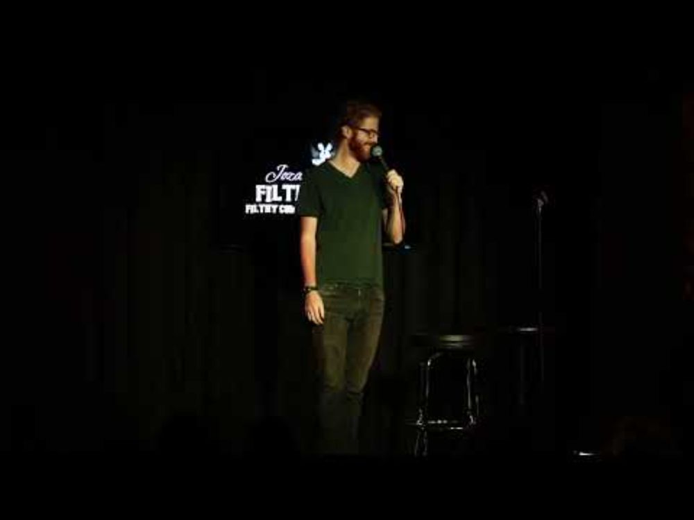 Ryan Bourassa tells jokes @ LA Comedy Club in Las Vegas