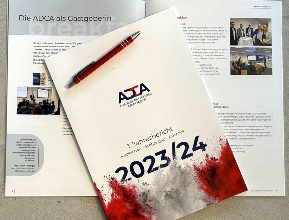 Ein Foto der Broschüre "1. Jahresbericht" der ADCA