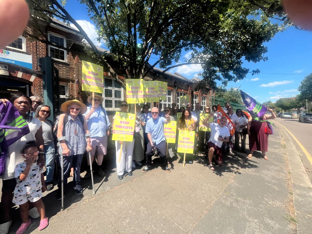 photo of a rally outside RIAE