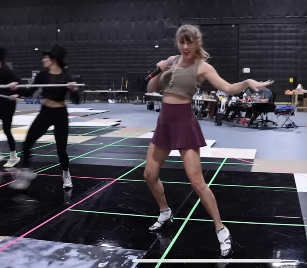 I can do it with the broken heart music video 