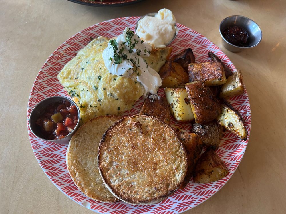 Cali Omelette