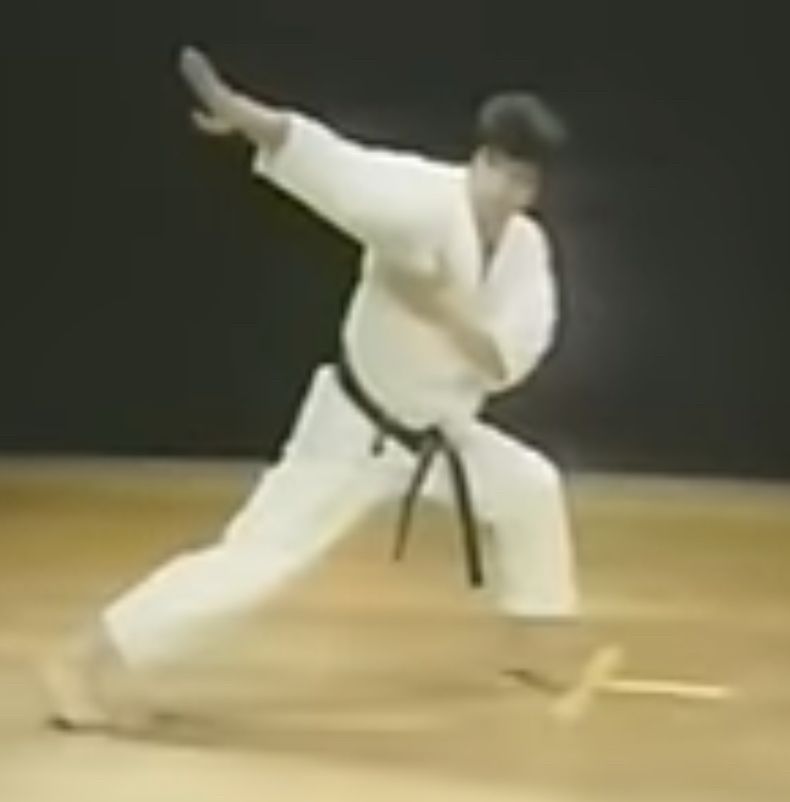 Master Kanazawa Hirokazu performing the last move in the kata Basai Sho