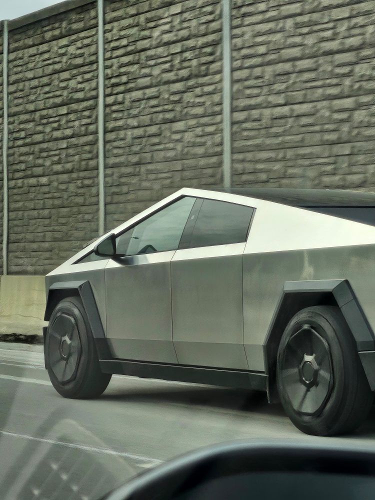 A vehicular monstrosity 