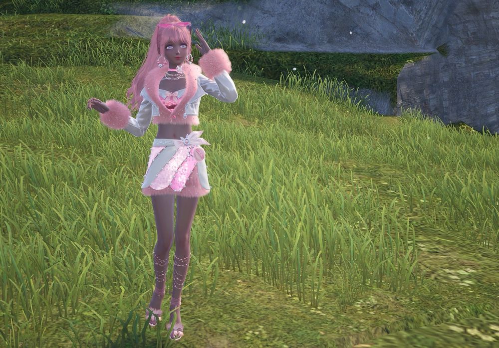 Nikki from Infinity Nikki in pink outfit, posing