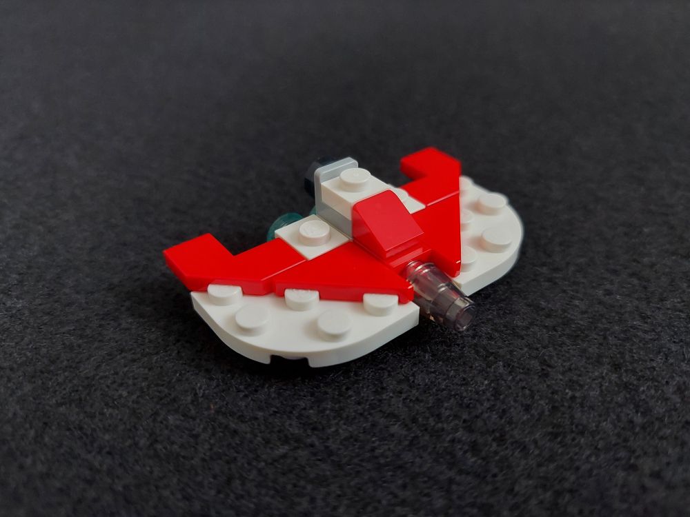A little LEGO T-6 Jedi Shuttle