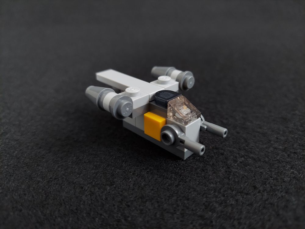 A little LEGO Razor Crest