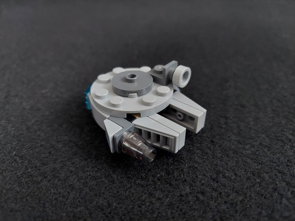A little LEGO Millennium Falcon