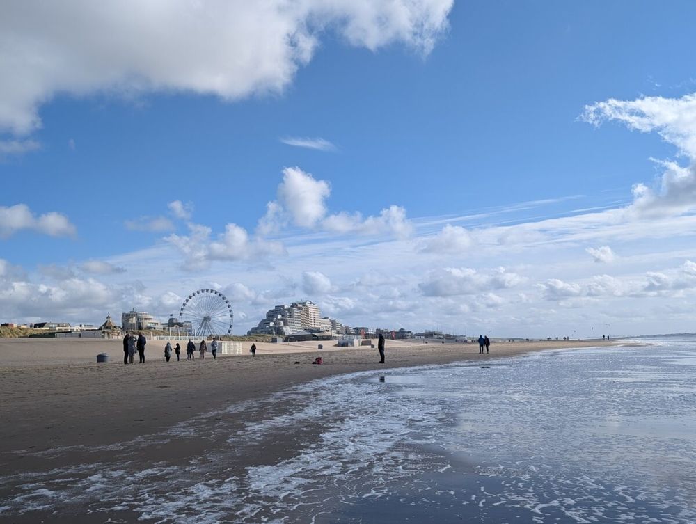 Test 25: A photo of Noordwijk beach in the Netherlands. Credit: Bellingcat.