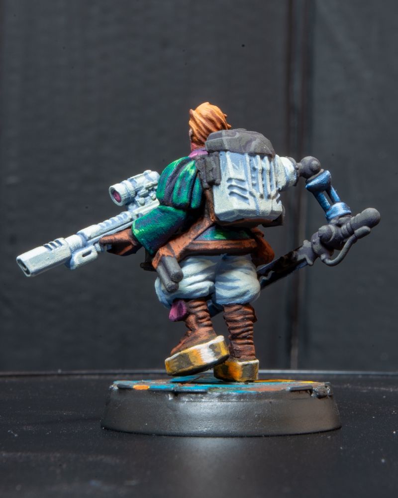 Upriver Miniature back 