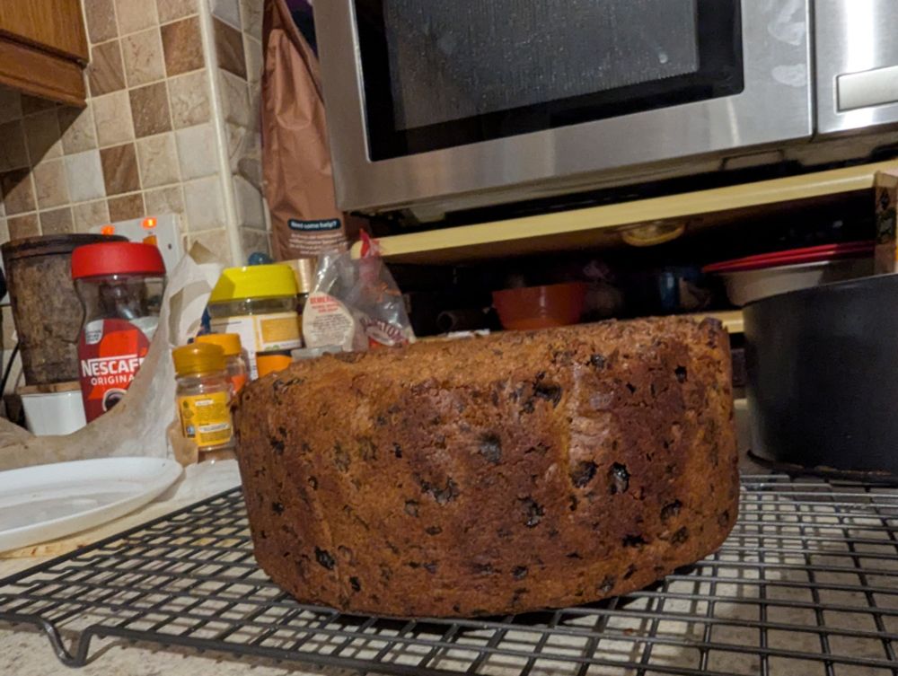 Cake out of tin on cooling rack :-)