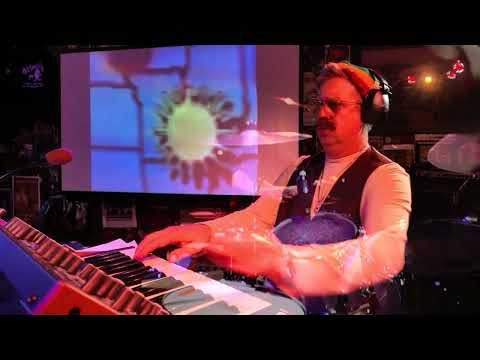 The Nine Fifteen O'Clock Movie - Cabaret