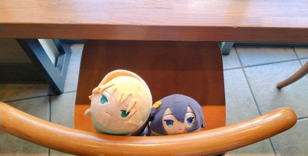 スタバの席取りする2もち