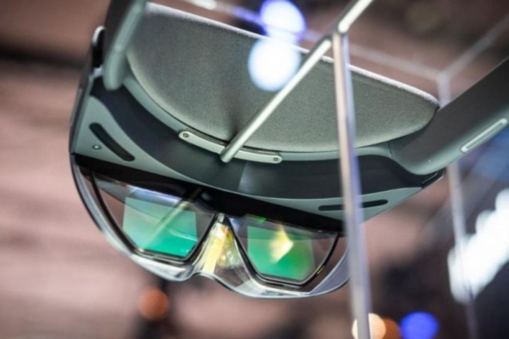 Microsoft arrête la production des casques Hololens 2 - Le Monde Informatique