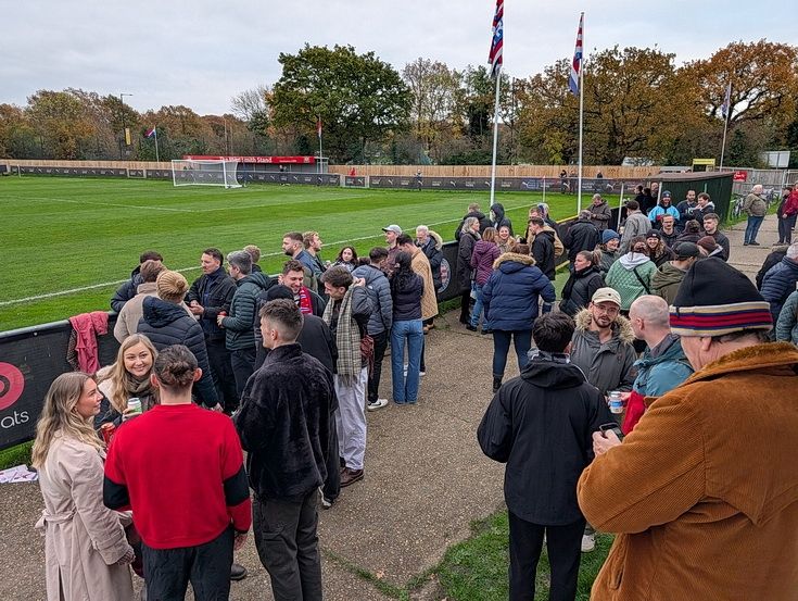 A healthy crowd of 232 visited the Menace Arena on Saturday.