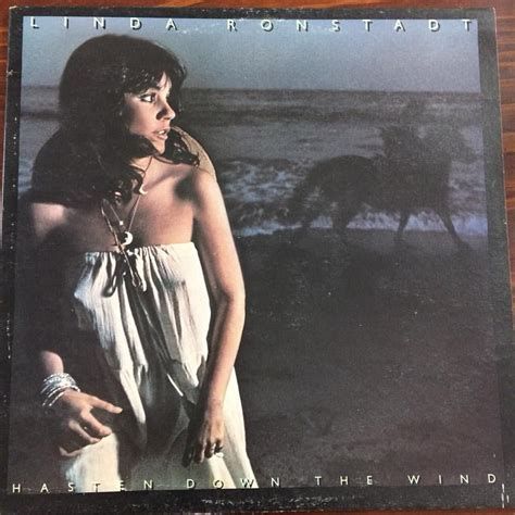 Photo of Linda Ronstadt’s Hasten Down the Wind album cover 😘😍
