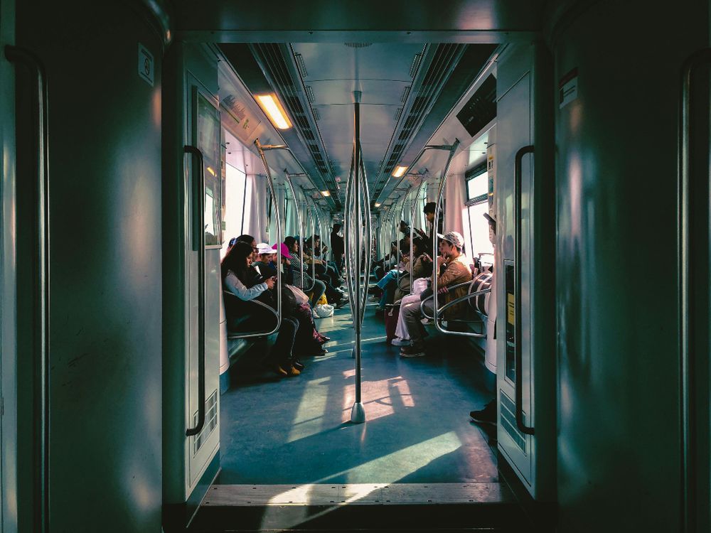 Fotos de stock gratuitas de #interior, adultos, América del sur