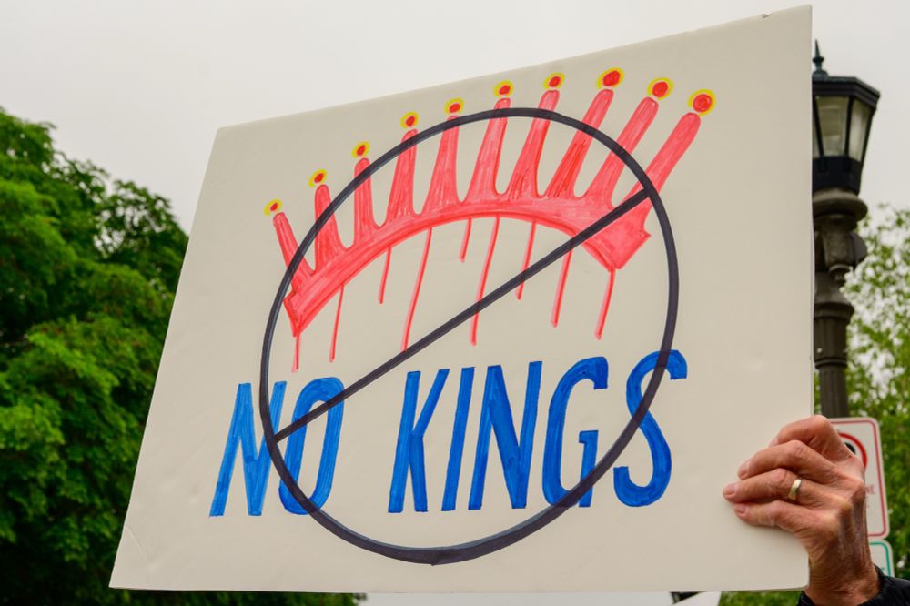 Sign that says, “No Kings”
