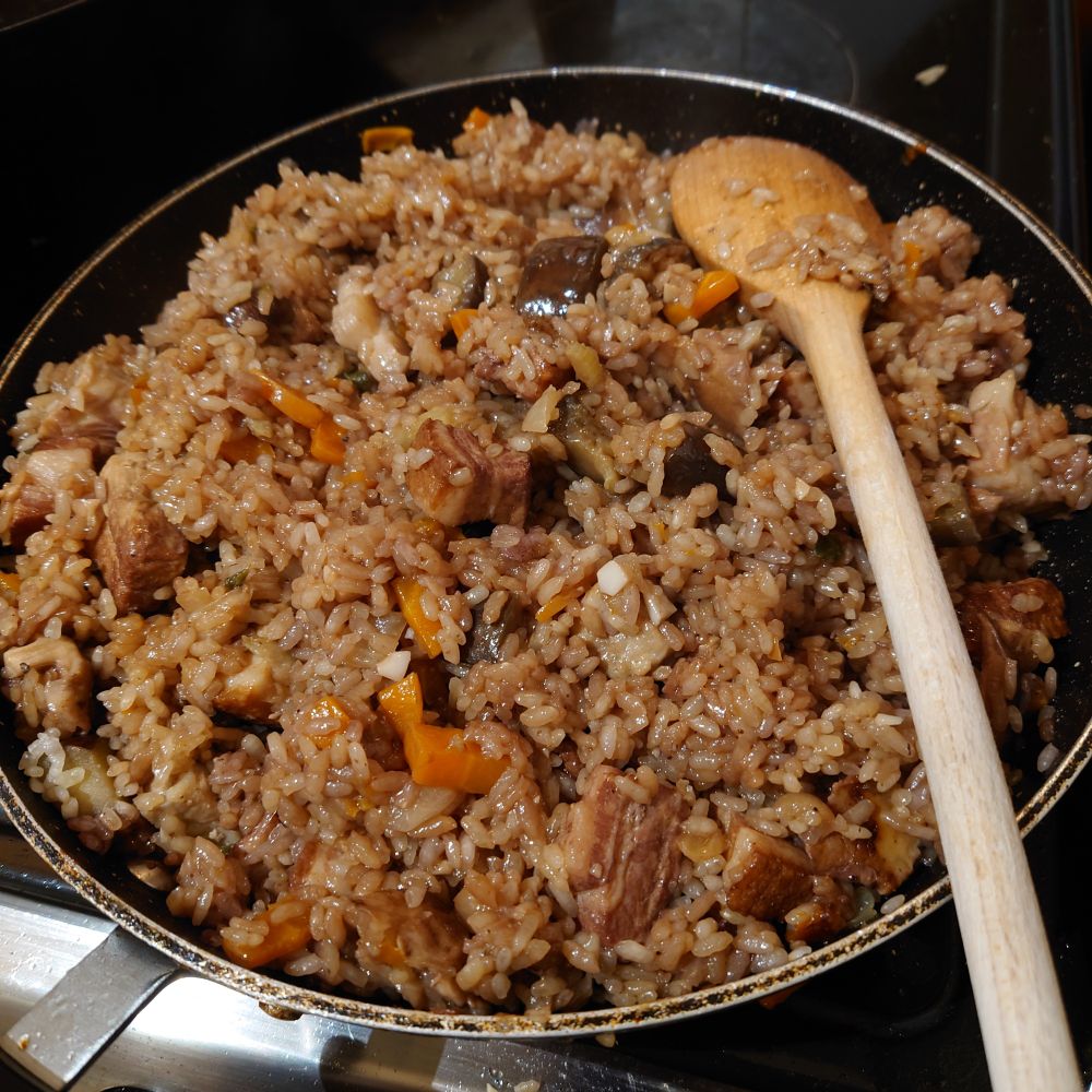 pan of risotto (looks good)