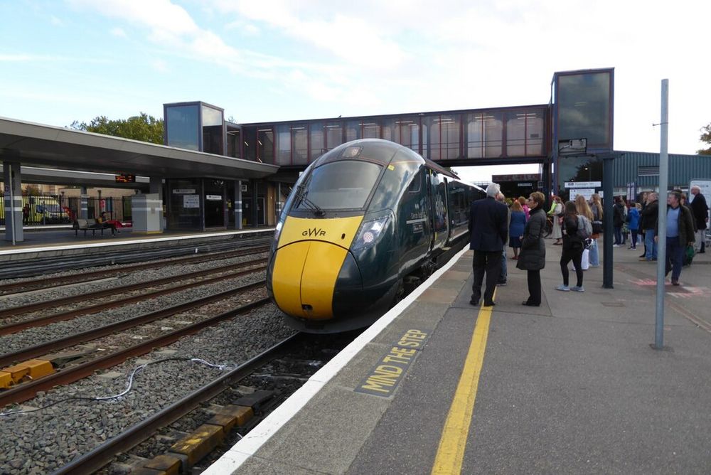 Oxford station (Philip Halling at geograph.org.uk, CC-BY-SA)
