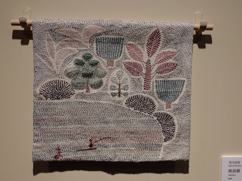 望月真理の展示作品「桃源郷」