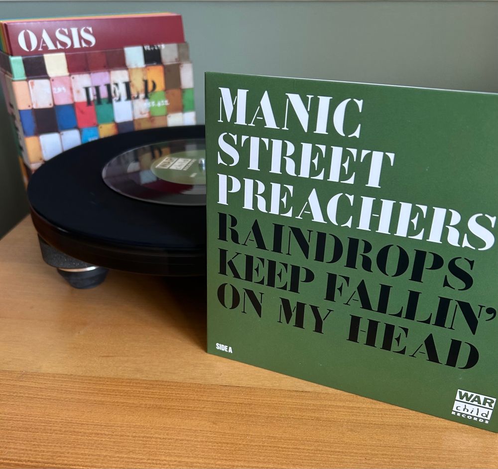 Warchild ‘Help’ compilation as a 7” vinyl box set 