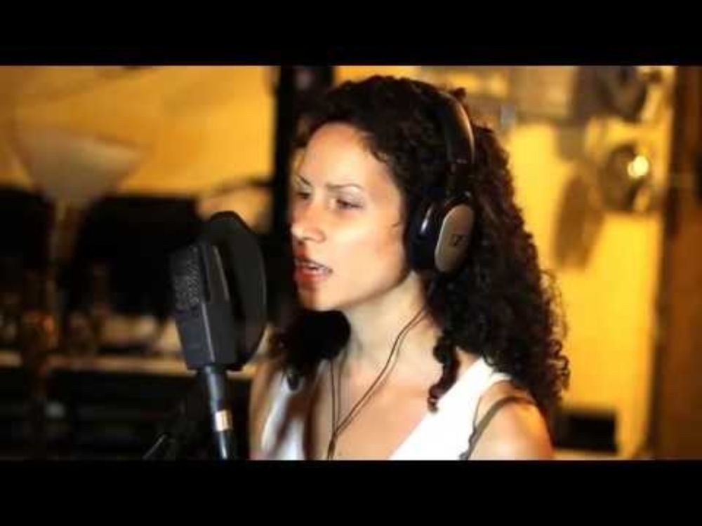 Eyal Amir ft. Jordan Rudess and Tammy Scheffer - Moves Like Jagger